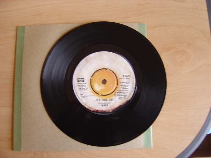 Old Siam, Sir / Spin It On