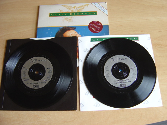 We Should Be Together: Christmas E.P.