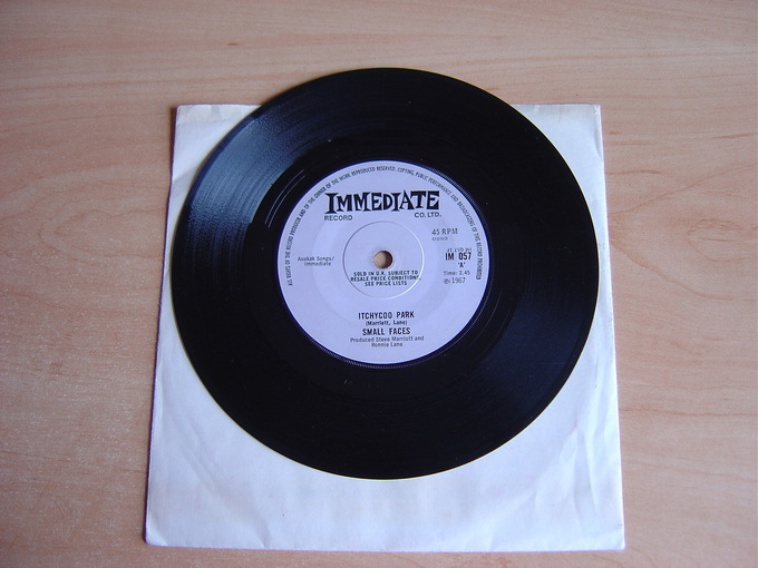 Itchycoo Park / I'm Only Dreaming