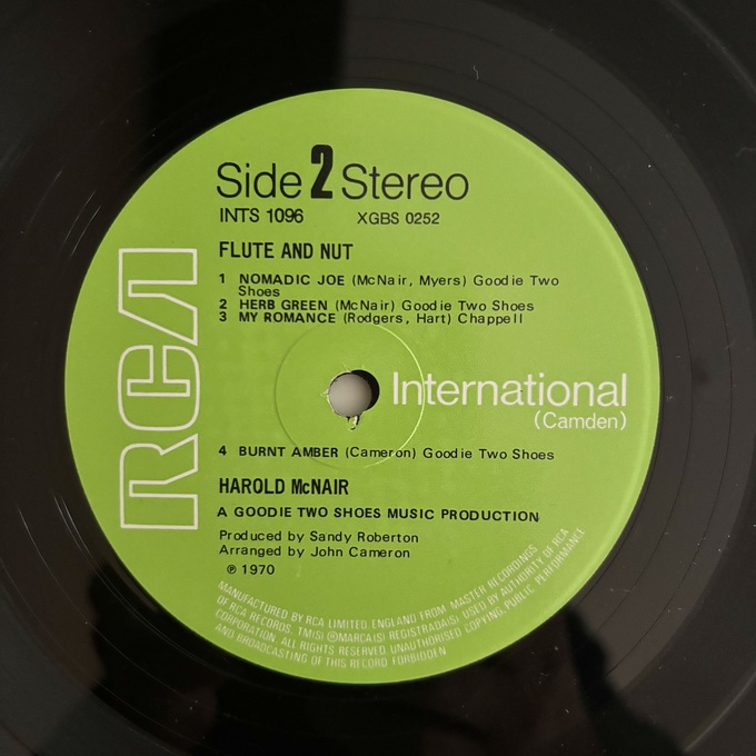 Flute & Nut