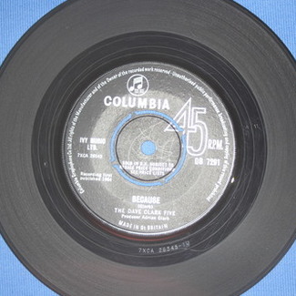 Can't You See That She's Mine / Because by The Dave Clark Five