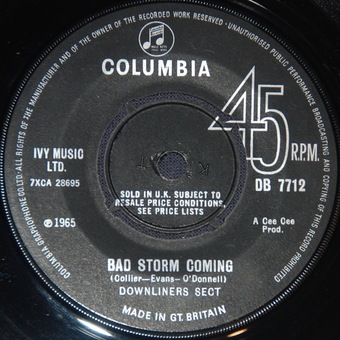 Bad Storm Coming / Lonely And Blue by Downliners Sect