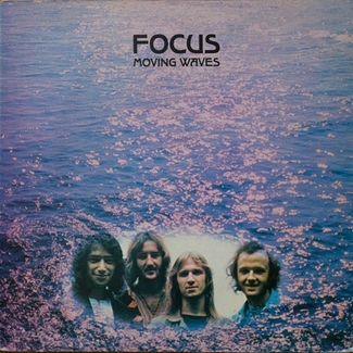 Moving Waves by Focus
