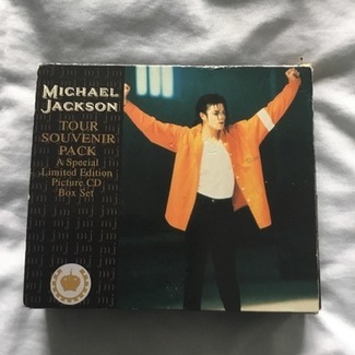Tour souvenir pack by Michael Jackson