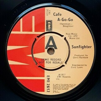 Cafe A-Go-Go by Sunfighter